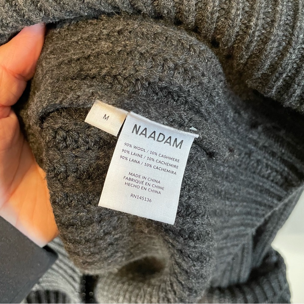 Naadam Cable Knit Wool Cashmere Charcoal Gray Sweater V Neck - Picture 6 of 6
